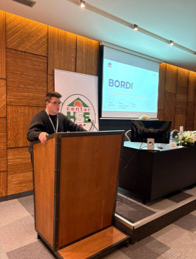 bordi-presenter